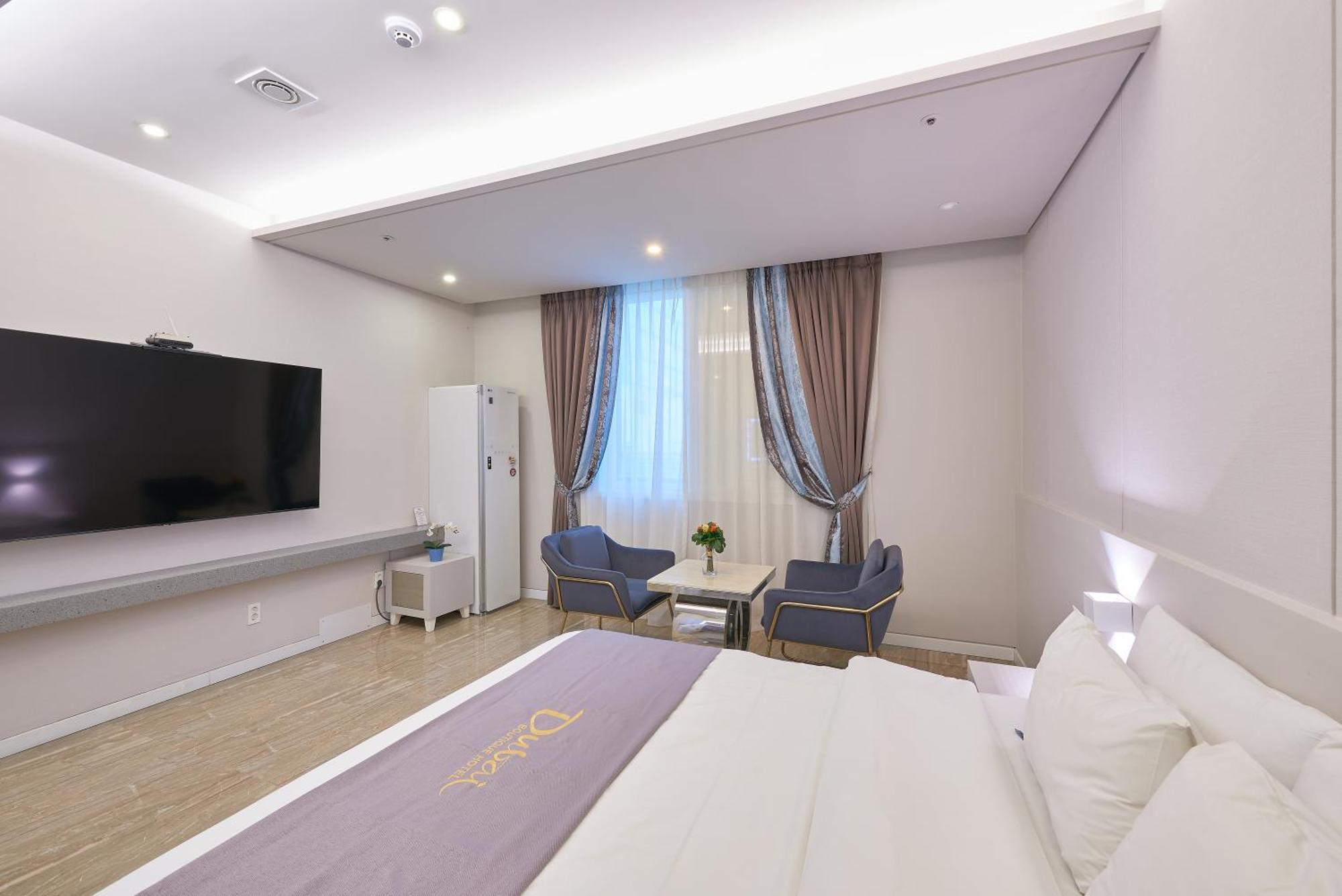Dubai Hotel Gwangju Metropolitan City Екстер'єр фото